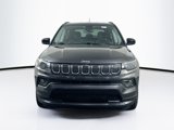 Used 2022 Jeep Compass Latitude image 2