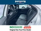 Used 2022 Toyota Camry SE image 6