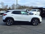 New 2025 Chevrolet TrailBlazer LT w/ LT Cold Weather Package image 2