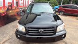 Used 2005 Toyota Highlander 2WD V6 w/ 3rd Row image 3