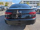 Used 2020 Volkswagen Passat 2.0T R-Line image 5