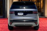 Used 2024 Land Rover Discovery Dynamic SE image 3
