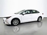 Used 2022 Toyota Corolla LE image 3