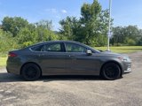 Used 2017 Ford Fusion SE image 2