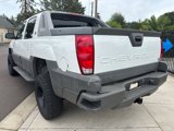 Used 2002 Chevrolet Avalanche 4x4 w/ North Face Edition image 6