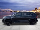 Used 2022 Volkswagen Taos SE w/ Panoramic Sunroof Package image 2