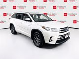 Used 2018 Toyota Highlander XLE image 3