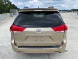 Used 2012 Toyota Sienna image 6