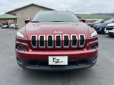 Used 2017 Jeep Cherokee Latitude w/ Cold Weather Group image 4
