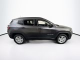 Used 2022 Jeep Compass Latitude w/ Convenience Group image 4