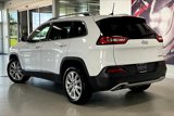 Used 2017 Jeep Cherokee Limited image 4