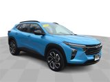 Certified 2025 Chevrolet Trax RS w/ Driver Confidence Package image 2
