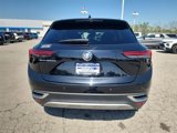 Used 2022 Buick Envision Essence w/ Safety Package image 3