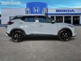 Used 2024 Nissan Kicks SV image 3