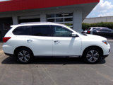 Used 2020 Nissan Pathfinder SV image 2