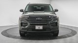 Used 2022 Ford Explorer XLT image 2