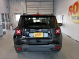 Used 2023 Jeep Renegade Latitude w/ Premium Group image 5