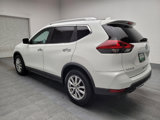 Used 2018 Nissan Rogue SV image 5