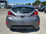 Used 2016 Hyundai Veloster image 5