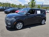 Used 2022 Kia Soul LX image 2