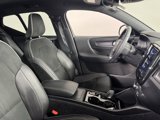 Certified 2022 Volvo XC40 T5 R-Design w/ Climate Package image 2
