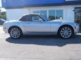Used 2006 MAZDA MX-5 Miata Grand Touring w/ Premium Pkg image 4