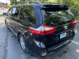 Used 2018 Toyota Sienna XLE image 3