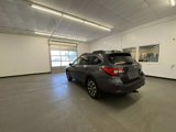 Used 2016 Subaru Outback 2.5i Limited image 4