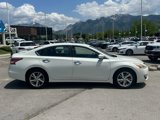 Used 2015 Nissan Altima 2.5 SL w/ Moonroof Package image 2