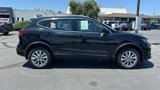 Used 2020 Nissan Rogue Sport SV image 3