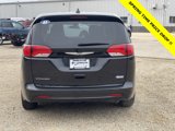 Used 2022 Chrysler Voyager LX image 6