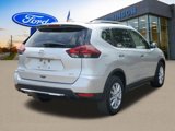 Used 2020 Nissan Rogue SV image 3
