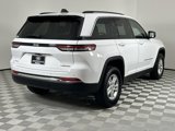 Used 2023 Jeep Grand Cherokee Laredo image 5
