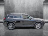 Used 2019 Jeep Cherokee Latitude Plus w/ Cold Weather Group image 4