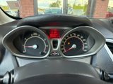 Used 2013 Ford Fiesta SE image 2
