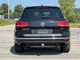 Used 2016 Volkswagen Touareg VR6 image 4