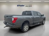 Used 2018 Nissan Titan SV w/ SV Convenience Package image 2