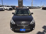 Used 2013 Kia Soul ! w/ Premium Pkg image 2