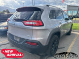 Used 2018 Jeep Cherokee Latitude w/ Cold Weather Group image 2
