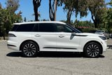 Used 2021 Lincoln Aviator Grand Touring image 3