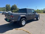 Used 2022 Jeep Gladiator Sport image 5