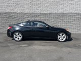 Used 2010 Hyundai Genesis 3.8 image 3