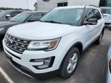 Used 2017 Ford Explorer XLT image 2