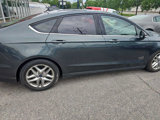 Used 2015 Ford Fusion SE image 2