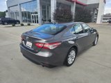 Used 2020 Toyota Camry LE image 4