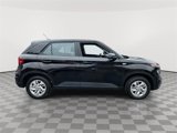 Used 2023 Hyundai Venue SE w/ Cargo Package image 2