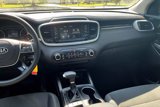 Used 2020 Kia Sorento LX image 6
