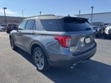 Used 2021 Ford Explorer XLT w/ Equipment Group 202A image 5