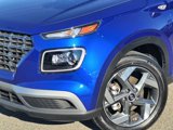 Certified 2024 Hyundai Venue Limited image 2
