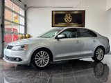 Used 2011 Volkswagen Jetta SEL image 3